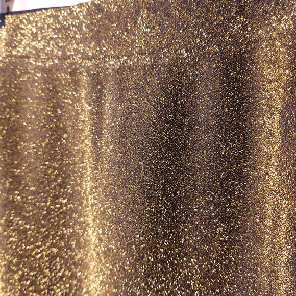 MICHAEL KORS Black skirt with gold glitter design. NWT. Size L. - Picture 3 of 6